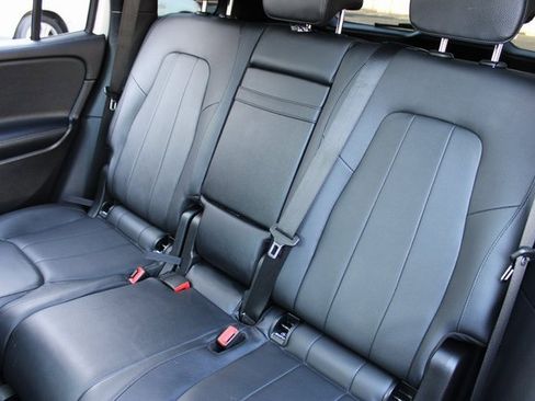 Used 2020 Mercedes-Benz GLB 250 image 12