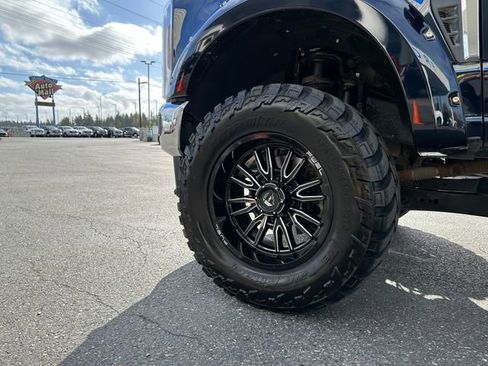 Used 2024 Ford F350 Lariat w/ Camper Package image 25