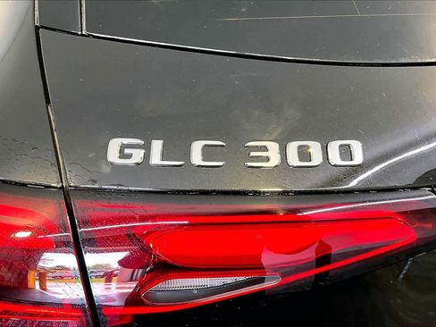 New 2026 Mercedes-Benz GLC 300 4MATIC image 6