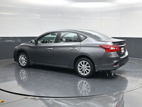 Used 2018 Nissan Sentra S w/ Appearance Package image 5