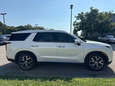 Used 2021 Hyundai Palisade SEL FWD image 4
