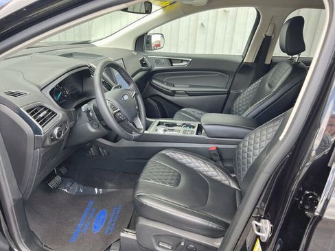 Used 2024 Ford Edge Titanium w/ Equipment Group 301A AWD/4WD image 11