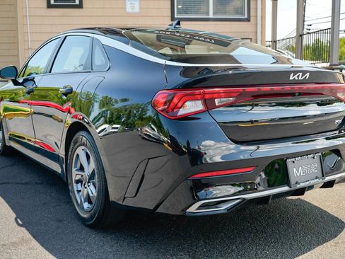Used 2022 Kia K5 LXS FWD image 7