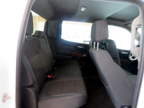 Used 2019 Chevrolet Silverado 1500 LT w/ Z71 Off-Road Package image 22