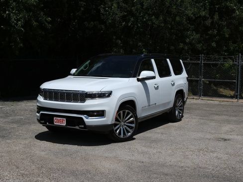 Used 2022 Jeep Grand Wagoneer Series II w/ Premium Group II AWD/4WD image 1