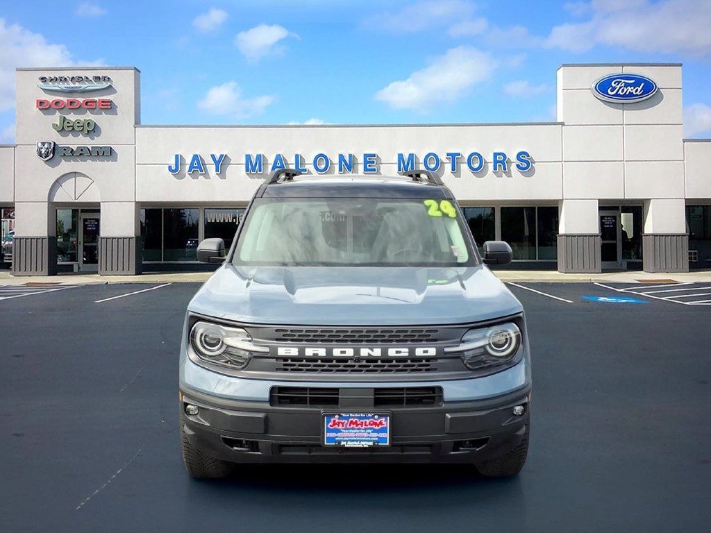 Certified 2024 Ford Bronco Sport Badlands w/ Premium Package AWD/4WD image 9