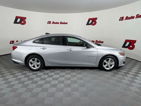 Used 2019 Chevrolet Malibu LS FWD image 8