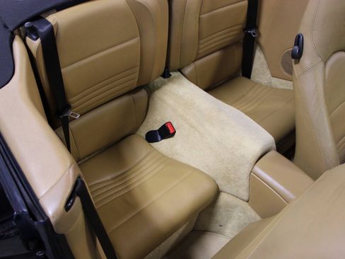 Used 2002 Porsche 911 Cabriolet image 37