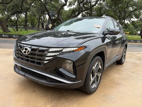 Used 2023 Hyundai Tucson SEL w/ Convenience Package AWD/4WD image 2