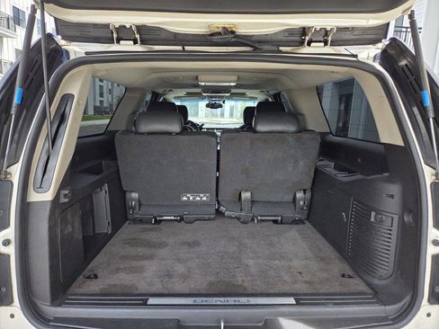 Used 2013 GMC Yukon XL Denali RWD image 13