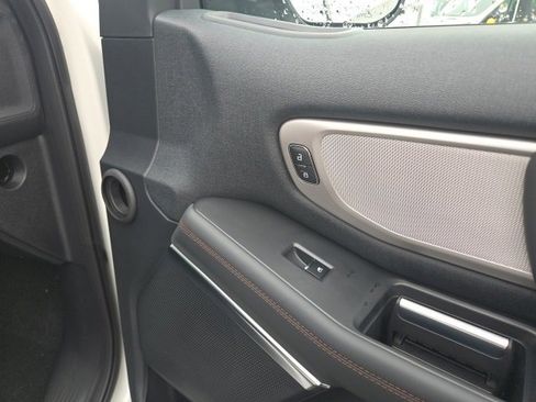 New 2025 Ford Expedition Max Active image 27