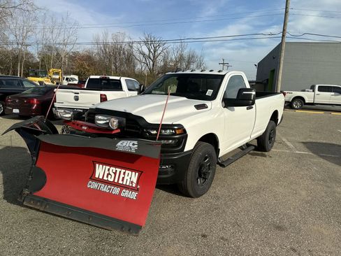 Used 2026 RAM 2500 Tradesman image 4