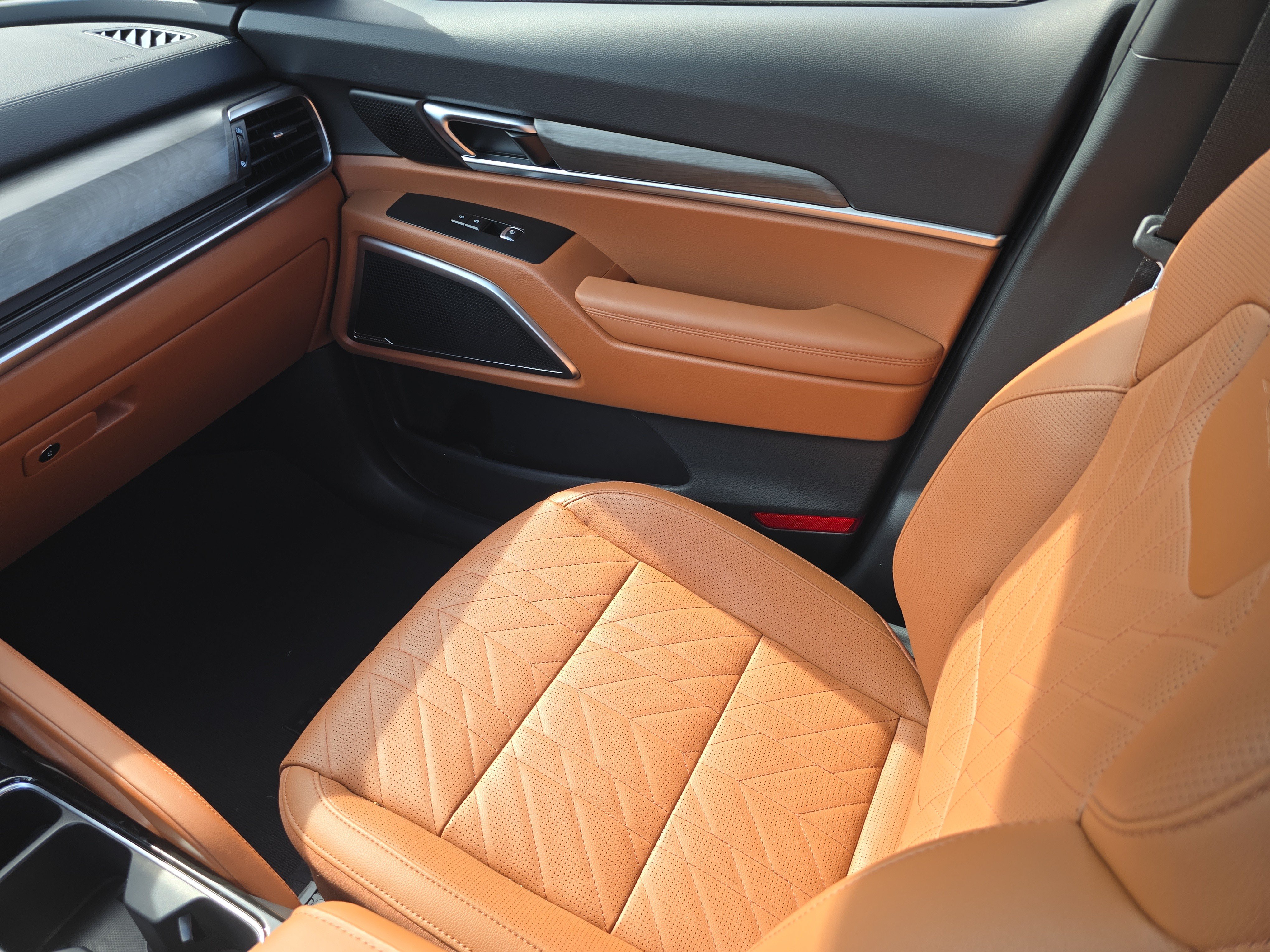 Certified 2025 Kia Telluride EX X-Line AWD/4WD image 16