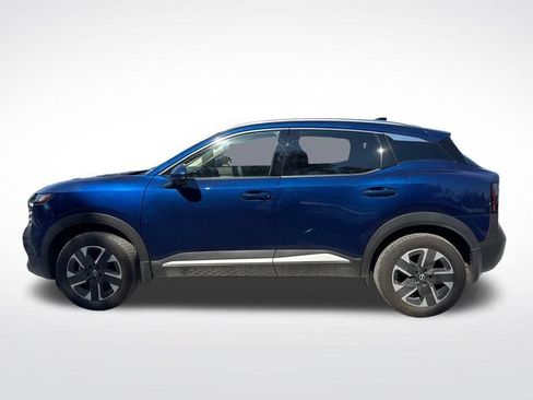 Used 2025 Nissan Kicks SR AWD/4WD image 2