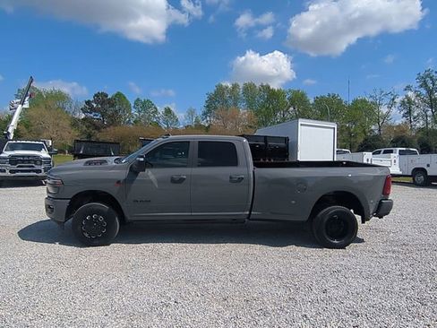 New 2026 RAM 3500 Laramie AWD/4WD image 2