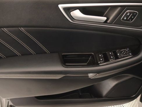 Used 2019 Ford Edge ST w/ Equipment Group 401A AWD/4WD image 17