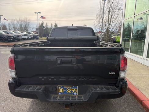Used 2023 Toyota Tacoma image 6