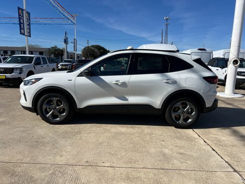 New 2026 Ford Escape ST-Line w/ Tech Pack #1 FWD image 6