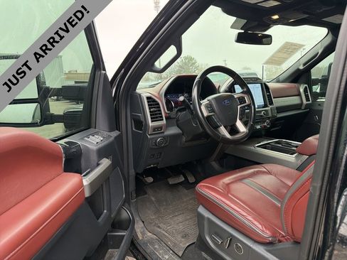 Used 2022 Ford F350 Platinum image 9