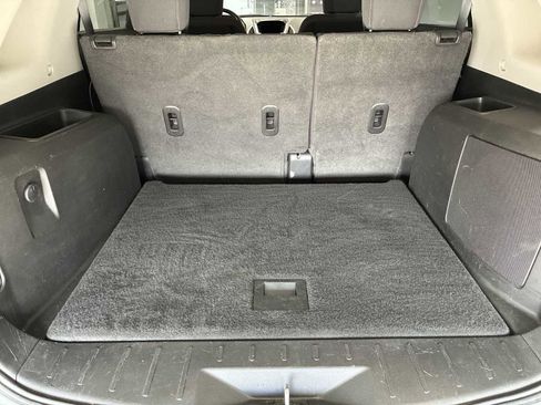 Used 2017 GMC Terrain SLE w/ Convenience Package image 19