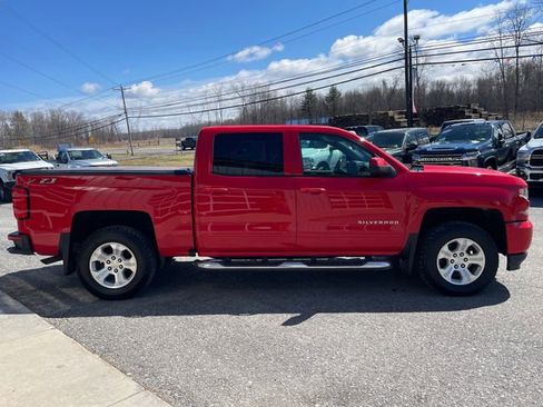 Used 2018 Chevrolet Silverado 1500 LT w/ LPO, Essentials Package image 8