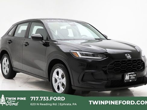 Used 2025 Honda HR-V LX image 1