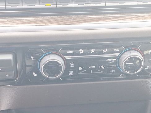 New 2026 Chevrolet Silverado 1500 LT image 37