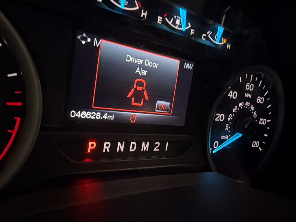 Used 2017 Ford F150 XLT w/ Equipment Group 302A Luxury AWD/4WD image 3
