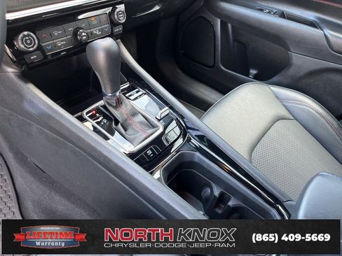 Used 2024 Jeep Compass Trailhawk image 11