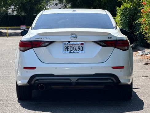 Used 2022 Nissan Sentra SR FWD image 4