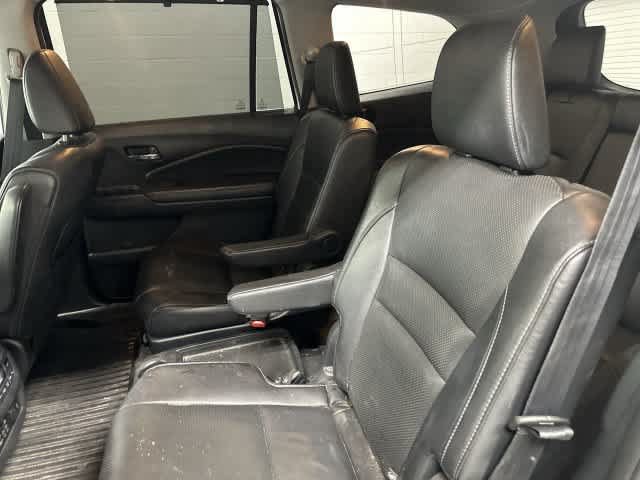 Used 2016 Honda Pilot Elite image 14