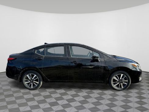 Used 2025 Nissan Versa SV w/ Trunk Package FWD image 2