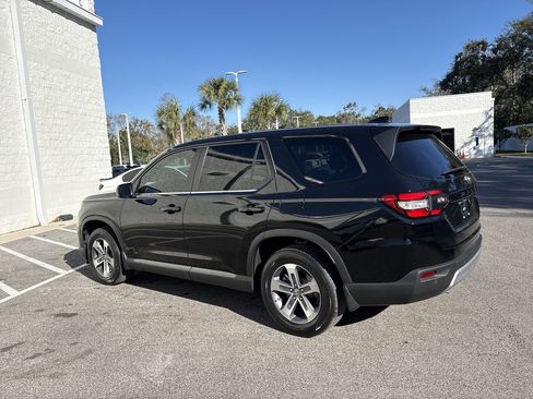 Used 2024 Honda Pilot EX-L image 5