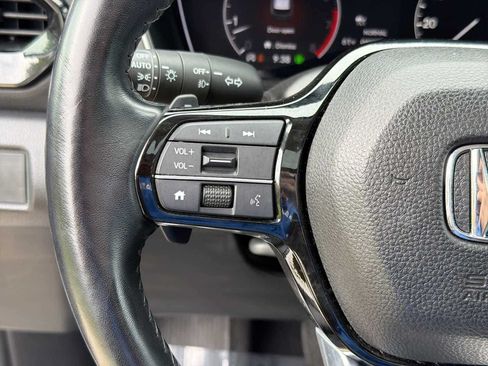 Used 2023 Honda Pilot Touring image 21