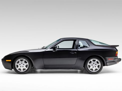 Used 1989 Porsche 944 Turbo RWD image 7