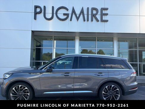 Used 2023 Lincoln Aviator Reserve w/ Equipment Group 201A RWD image 1