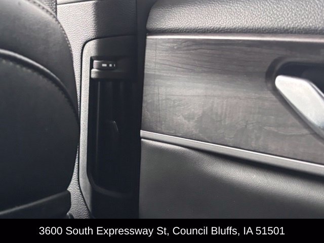 Used 2023 Jeep Grand Cherokee L Limited AWD/4WD image 51
