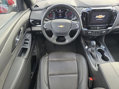 Used 2022 Chevrolet Traverse High Country image 40