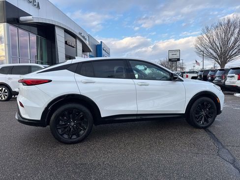 Used 2024 Buick Envista Sport Touring w/ Convenience I Package image 13