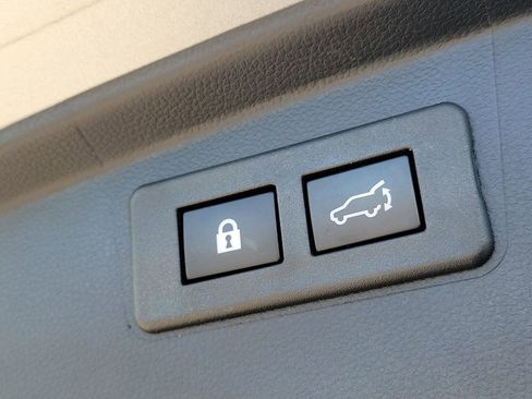 Certified 2023 Subaru Outback Limited image 9