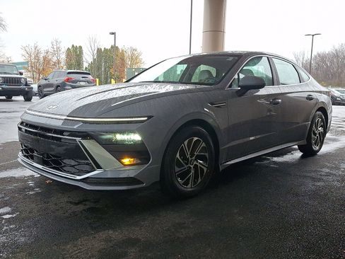 New 2026 Hyundai Sonata Blue image 2