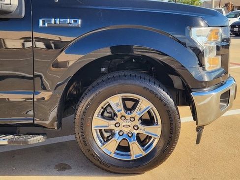 Used 2017 Ford F150 XLT w/ Equipment Group 302A Luxury image 8