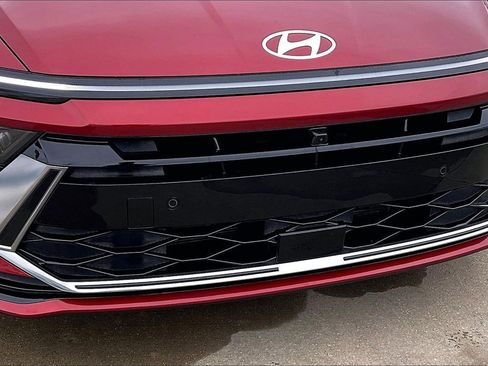 Used 2025 Hyundai Sonata Limited image 30