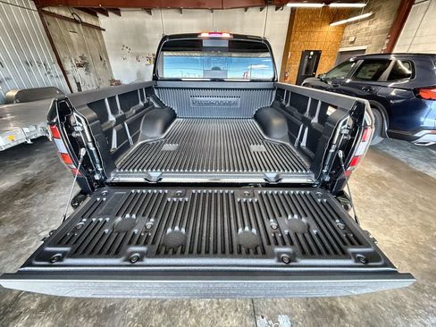 New 2026 Nissan Frontier PRO-4X w/ Tow Package AWD/4WD image 21