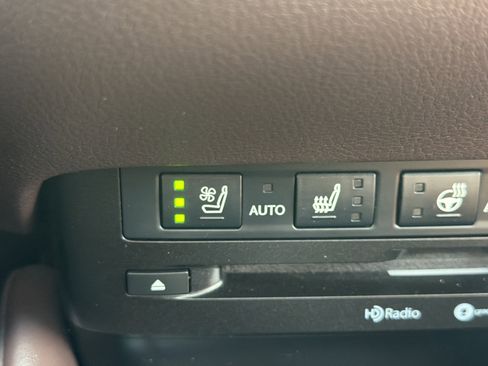 Used 2020 Lexus ES 350 w/ Premium Package FWD image 22