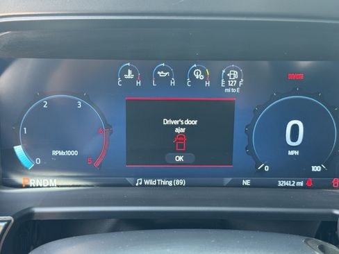 Used 2025 Ford F450 Platinum w/ FX4 Off-Road Package AWD/4WD image 37