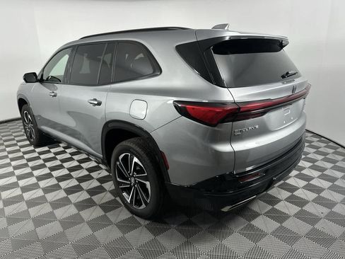 Used 2025 Buick Enclave Sport Touring image 6