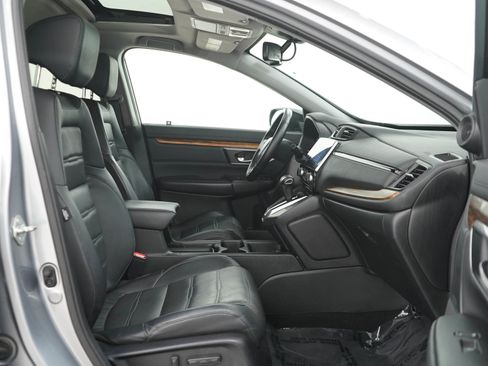 Used 2017 Honda CR-V Touring image 11