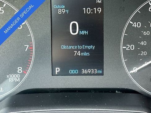 Used 2025 Toyota Corolla LE FWD image 24