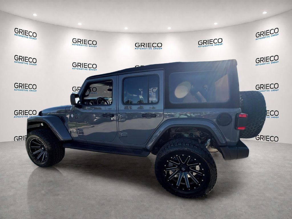 Used 2018 Jeep Wrangler Unlimited Sahara w/ LED Lighting Group AWD/4WD image 5